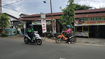 Electronics Store