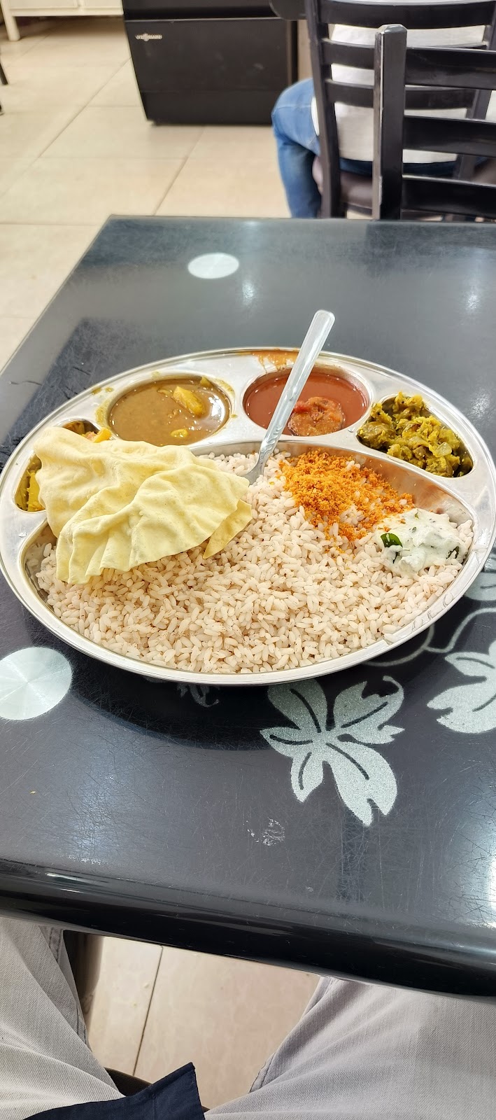 New Gulf Restaurant - صورة 3