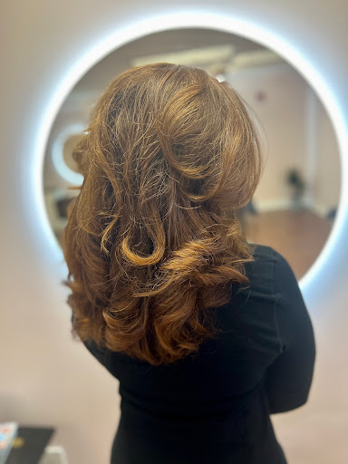 Headline West Hair Design - Thumbnail