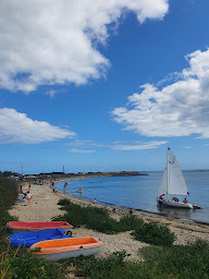 Photo n°3 de Camping La Ferme du Bord de Mer à Gatteville-le-Phare (Terrain pour camping-cars)