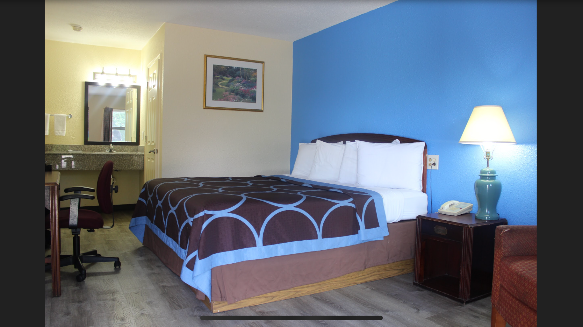 Westwoods Motel