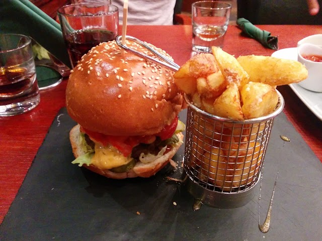 Bram Stoker's Pub & Restaurant