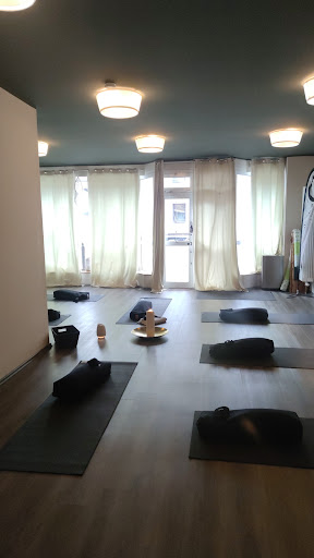 Yoga Indra - Thumbnail