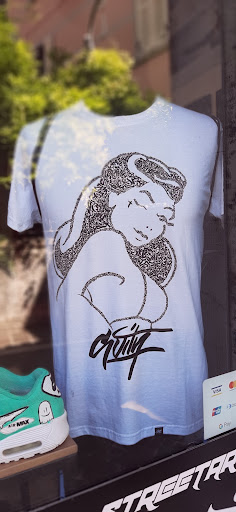 GUITY - Visual