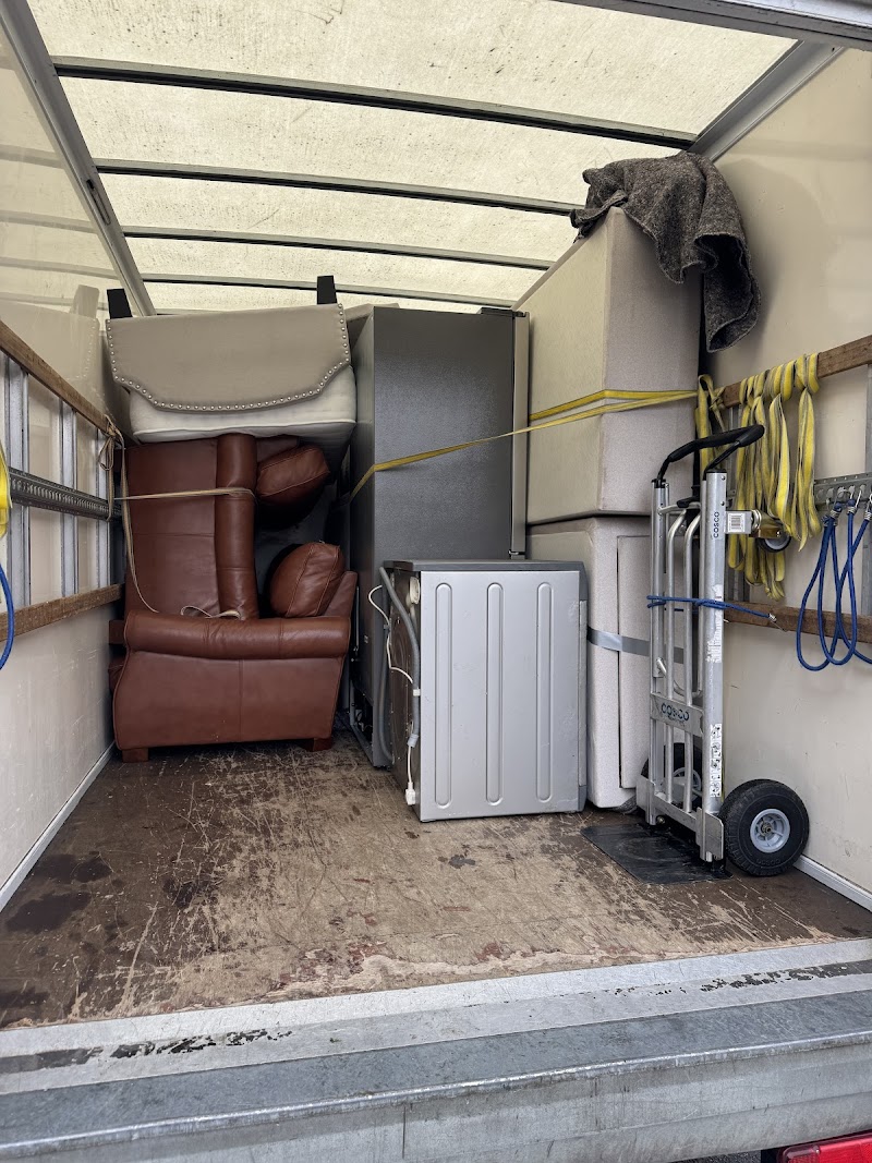 Man And Van Removals Leicestershire photo 2