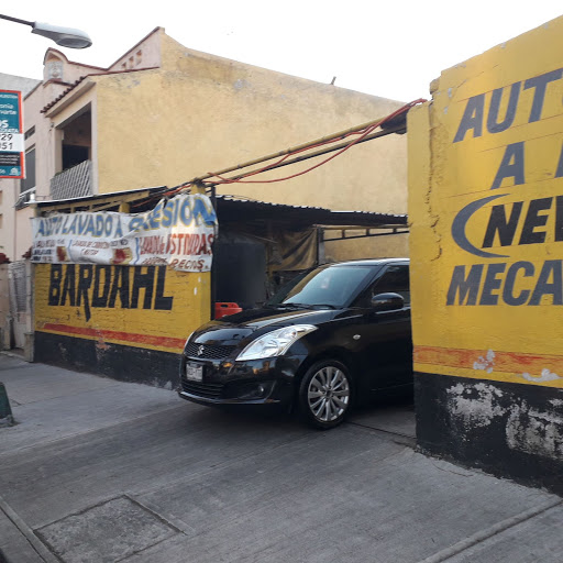 New York Taller Mecanico