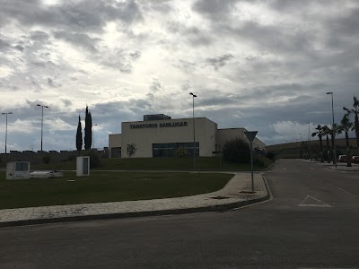 Photos of Tanatorio Sanl&uacute;car