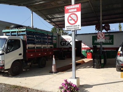 Photos of Lubricentro El Tuc&aacute;n