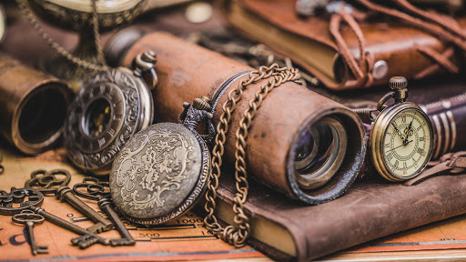 Treasure Chest Antiques - Antique Valuations