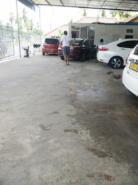 Max Shine Car Wash, Author: Nayana Ranasinghe