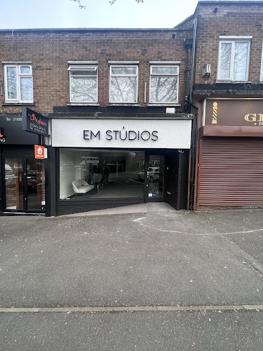 EM Studios - Visual