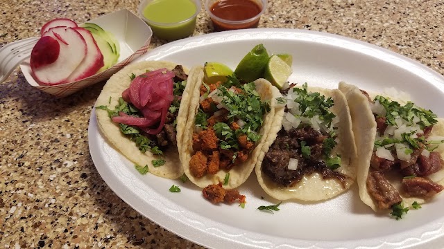 Tacos Chiwas