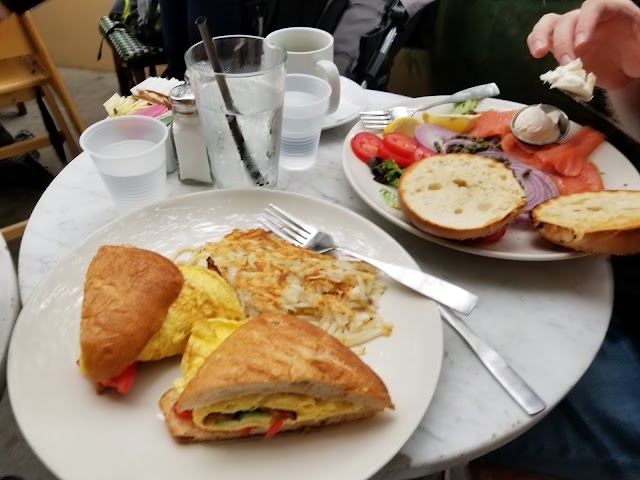 Literati Cafe