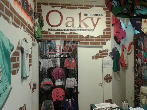 Uniformes OAKY Empresas y Colegios, Author: Alvaro Toran Galvez