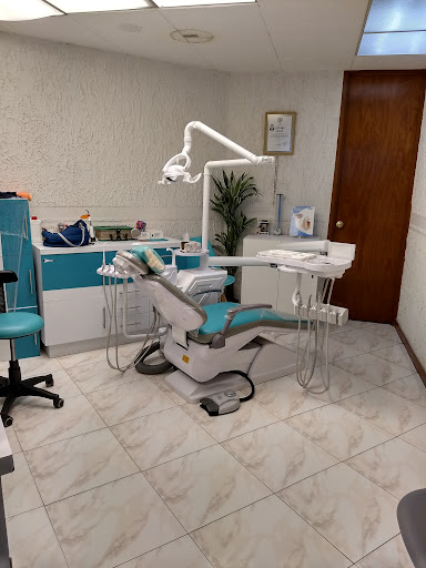 Dentista, odontología general, cosmética dental, implantes ortodoncia