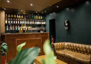 Photo n°4 de L'appartement 235th Barber Shop Paris à Paris (Barbier)