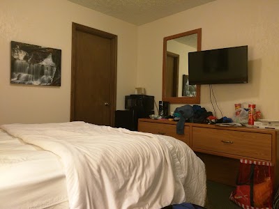 Photos of Alger Falls Motel