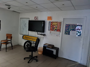 Photo n°5 de Auto Ecole Oméga à Seysses (Auto-école)