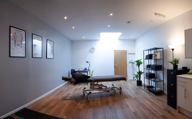 Reviews of RMA Sports Injury Clinic in Newport - Physical therapist