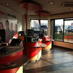 Photo n°10 de CARGLASS Pare-Brise St Maximin à Saint-Maximin (Garage automobile)