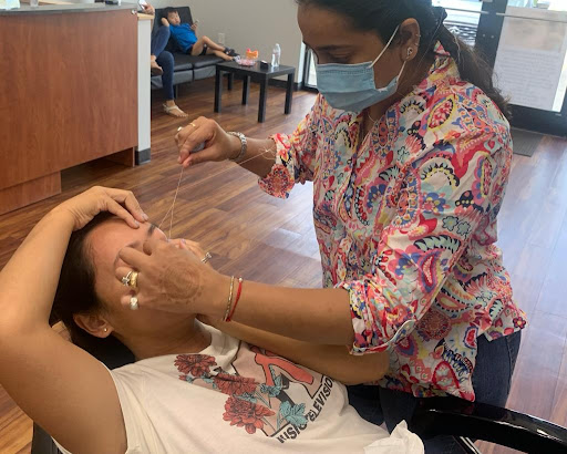 Dream Threading Eyebrows