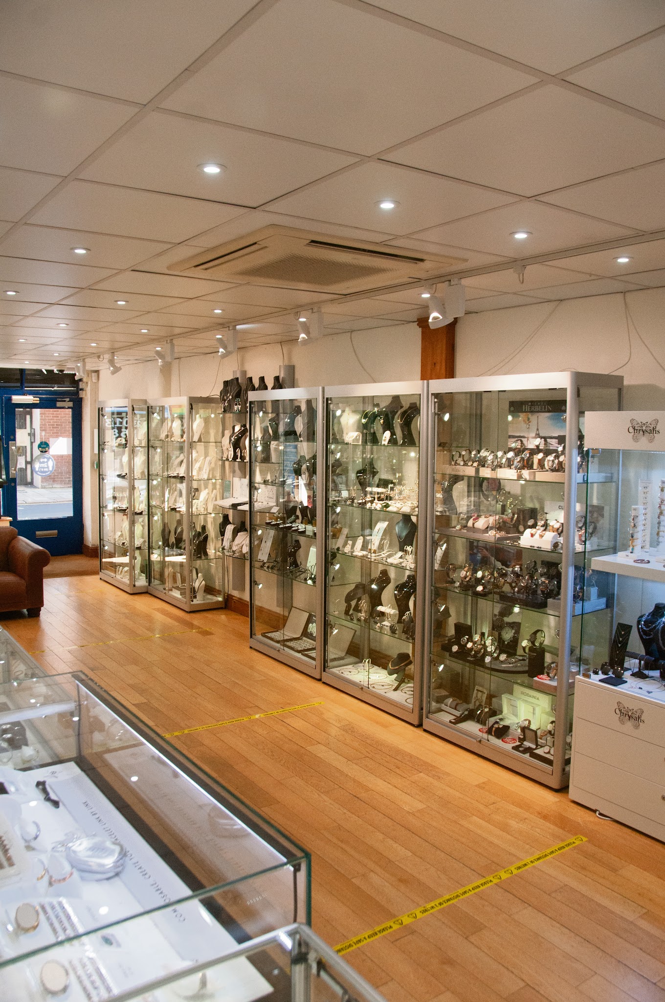John Medhurst Ltd - Jewellery - photo 1