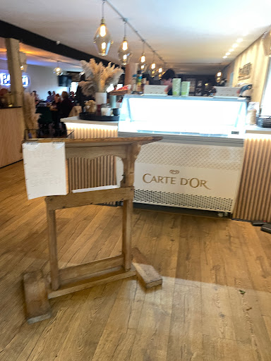 BAKED Cafe - Visual
