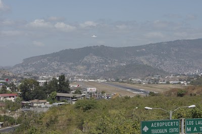 Photos of Toncont&iacute;n International Airport