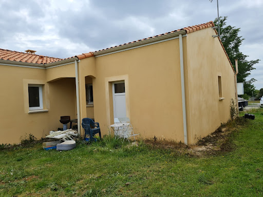Photo de SD Rénovation de l'Habitat - Couvreur zingeur Châtellerault 86 à Thuré (86540)