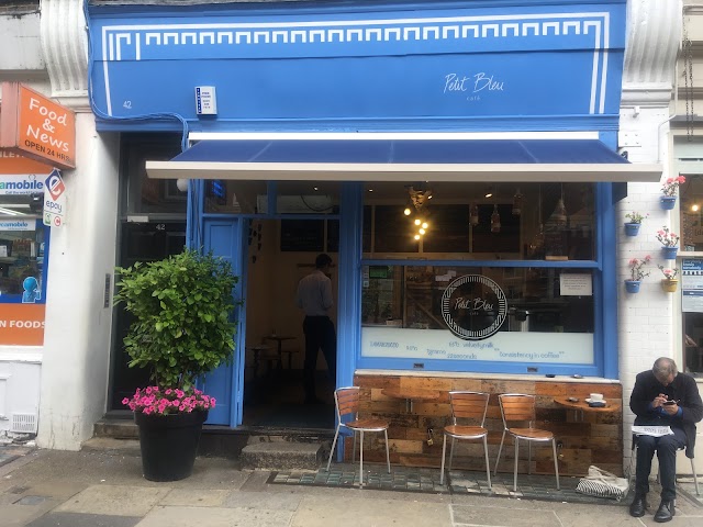 Petit Bleu