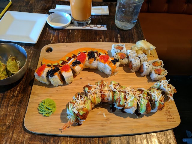 Tanuki Sushi & Grill