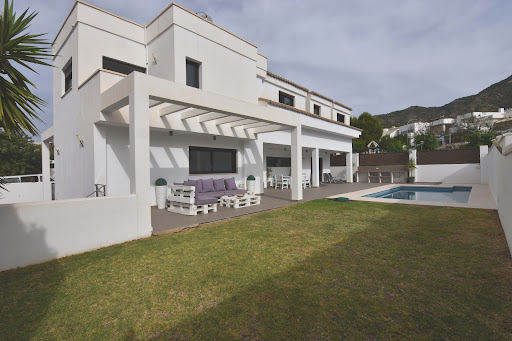 Sunny Home Real Estate | Inmobiliaria en Benalmádena