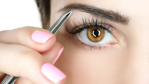 Photo n°3 de ARTISTIC NAIL à Paris (Service d'épilation à la cire)