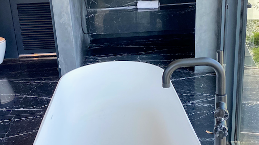 Gomez R Plumbing Inc