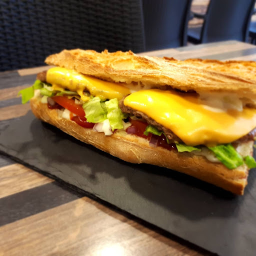 Photo 6 - Le Central Snack