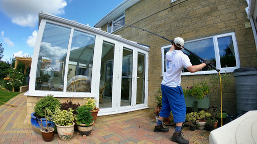 Chippenham Window Cleaner - Thumbnail