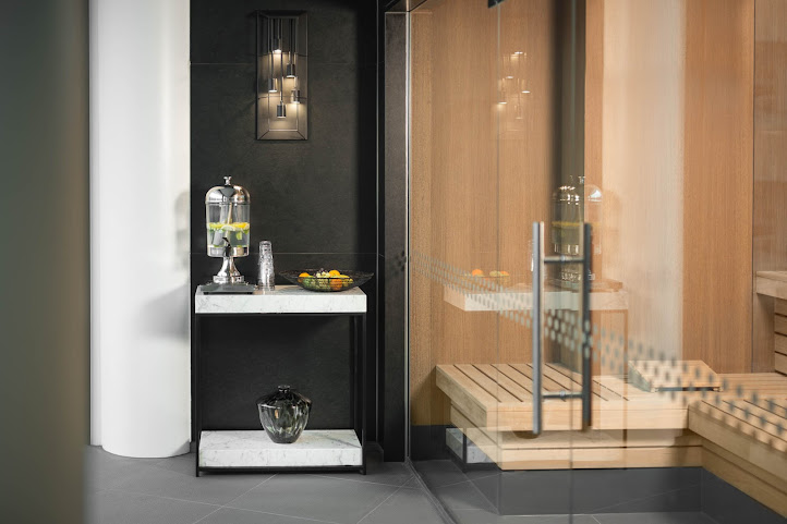 Hilton Amsterdam Airport Schiphol by null