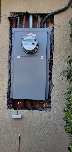 Rods Electric & Handyman Service - Thumbnail
