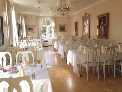 Photos of Karolineburg Manor House Hotel