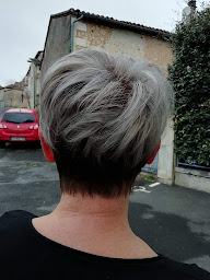 Photo n°8 de Côté Look à Charras (Salon de coiffure)