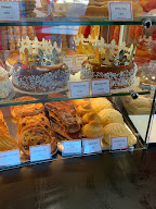 La Tarte Tropézienne Pâtisserie Viennoiserie Sandwicherie Pain à Six-Fours-les-Plages