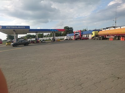 Photos of Gasolinera Petrolrios