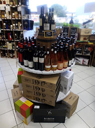 Photo n°2 de TONTON BACCHUS St Christophe du Bois Sarl Au Vin de France (ex cave du reve) cave à Saint-Christophe-du-Bois (Prestataire de mariage)