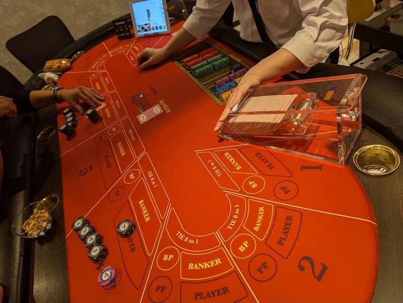 BACKDOOR MINAMI CASINO BAR