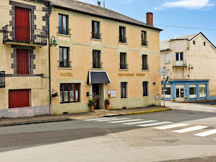 Photo n°1 de Chez Kahina ancien hôtel Robert à Giat (Chambre d'hôtes)