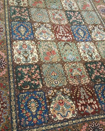 Photos of گالری فرش آریاس