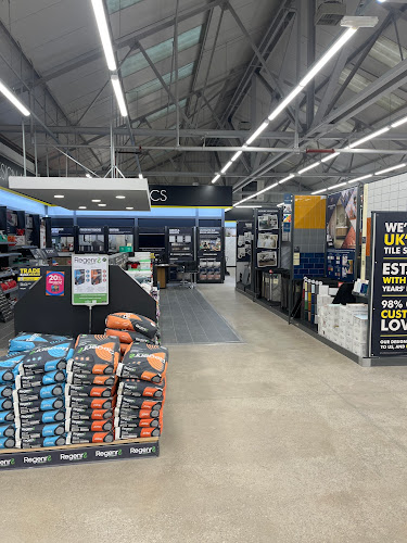 Unit 13, Country Wide, Newtown Road Trading Estate, Sherriff St, Worcester WR4 9AB