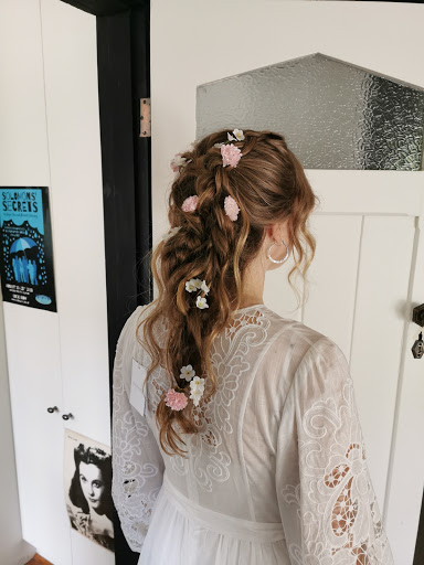 Lucie Stauff - Professional Mobile Hair & Makeup Artist - Thumbnail