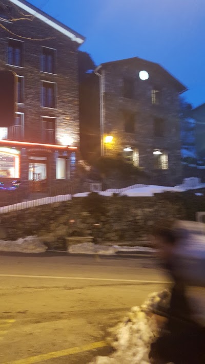 Photos of Hotel Montan&eacute;