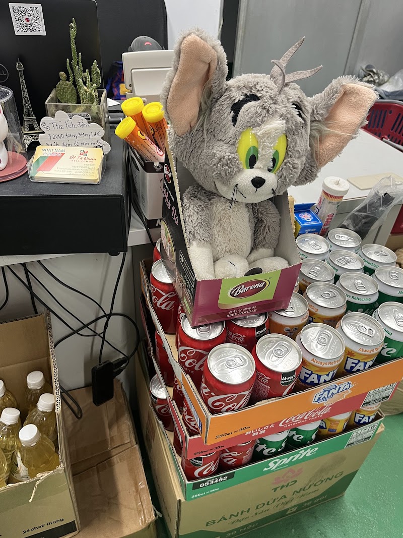 ÚT TÚ QUÁN - NHAT NAM 合同会社